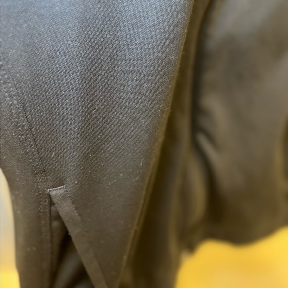 Nike Women's Black Performance Jacket - Picture 5 of 8